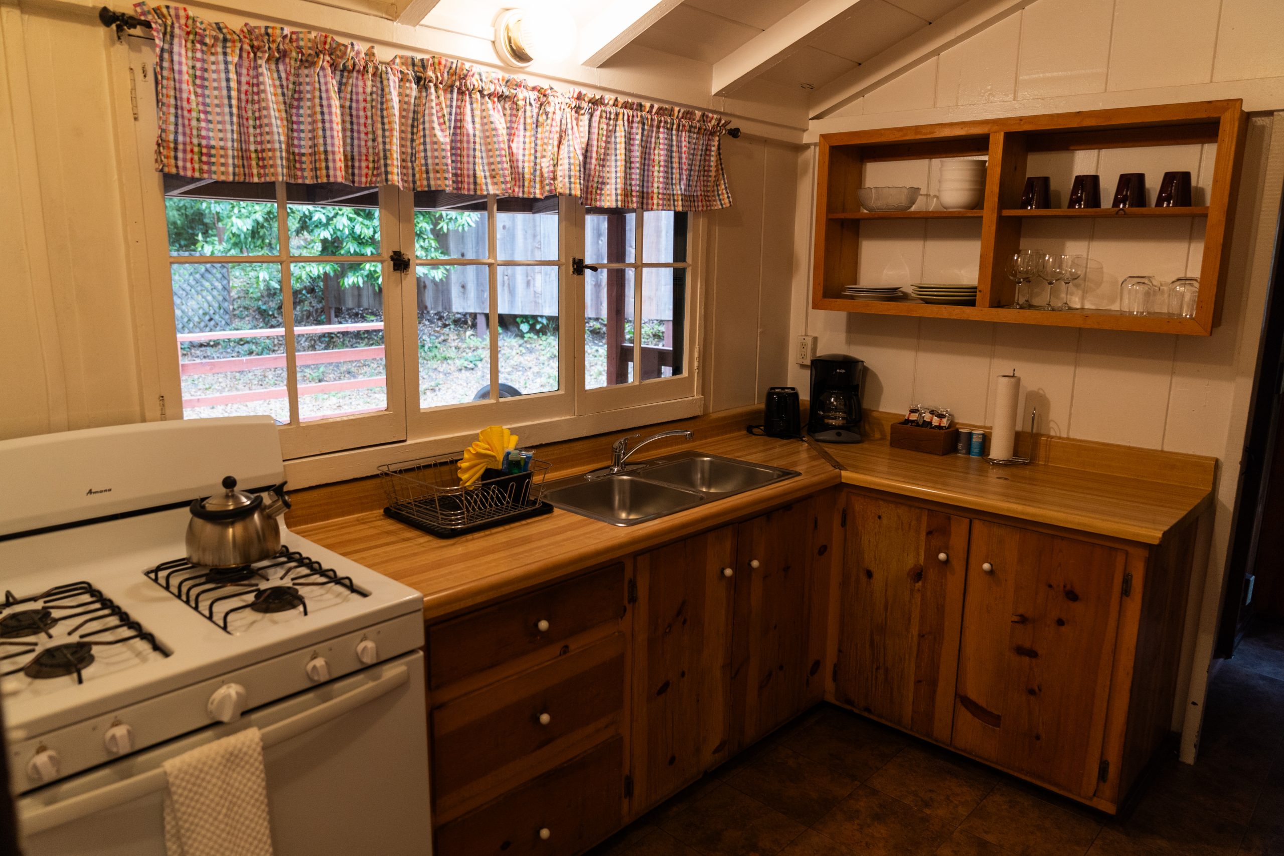 Ripplewood-Big-Sur-Cabins-Resort-Lodge-Lodging-Visit-Hotel-Stay-Restaurant-River-Camping-Cottage-Things-To-Do-General-Store-Gas-092
