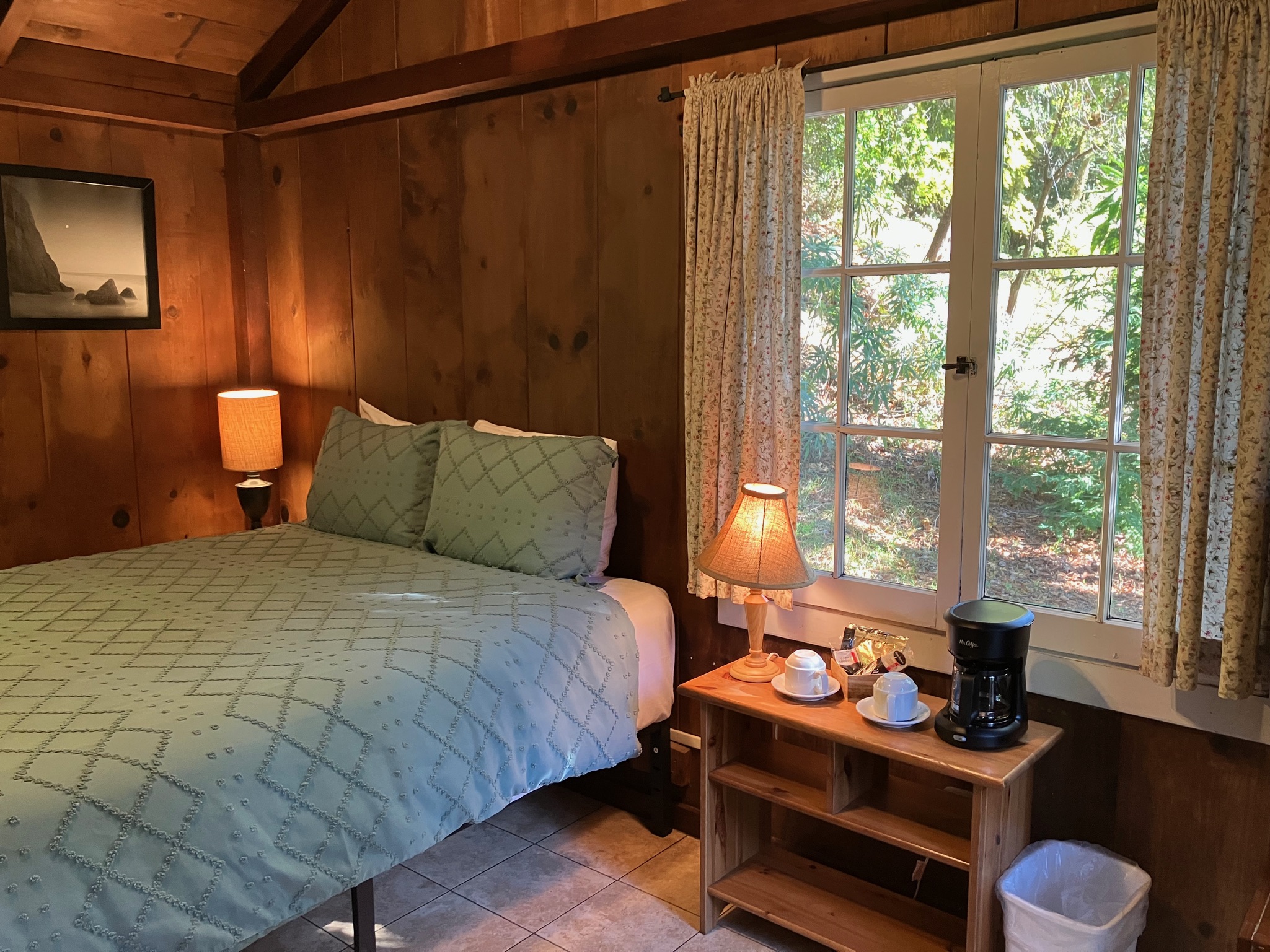 Ripplewood-Resort-Hotel-Big-Sur-Cabin-12a-7