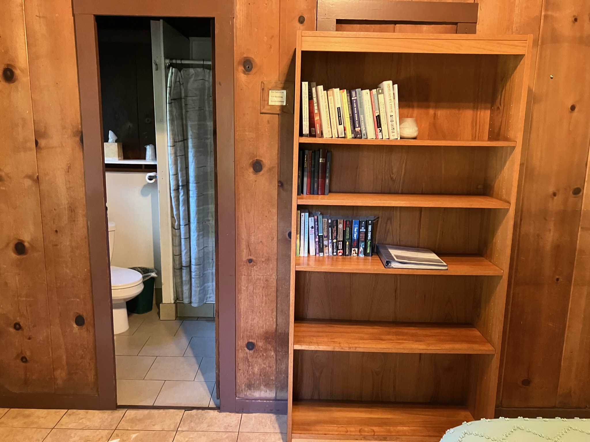 Ripplewood-Resort-Hotel-Big-Sur-Cabin-12a-8