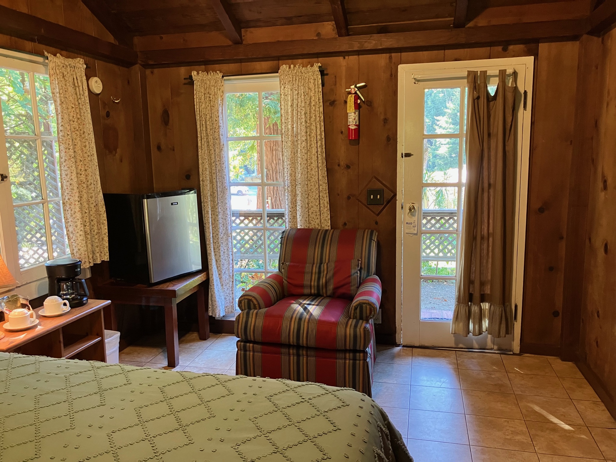 Ripplewood-Resort-Hotel-Big-Sur-Cabin-12a-9