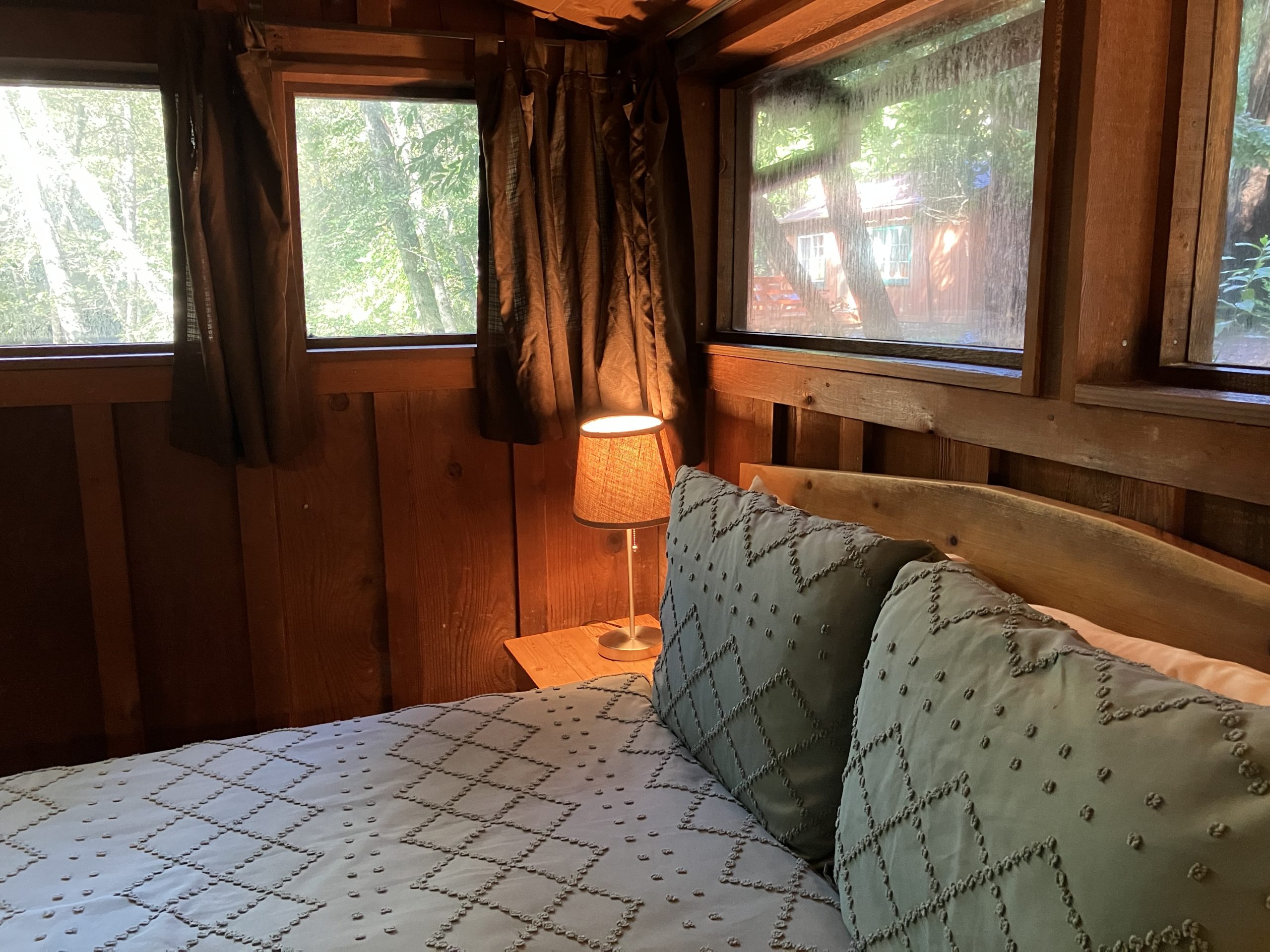 Ripplewood-Resort-Hotel-Big-Sur-Cabin-7-7