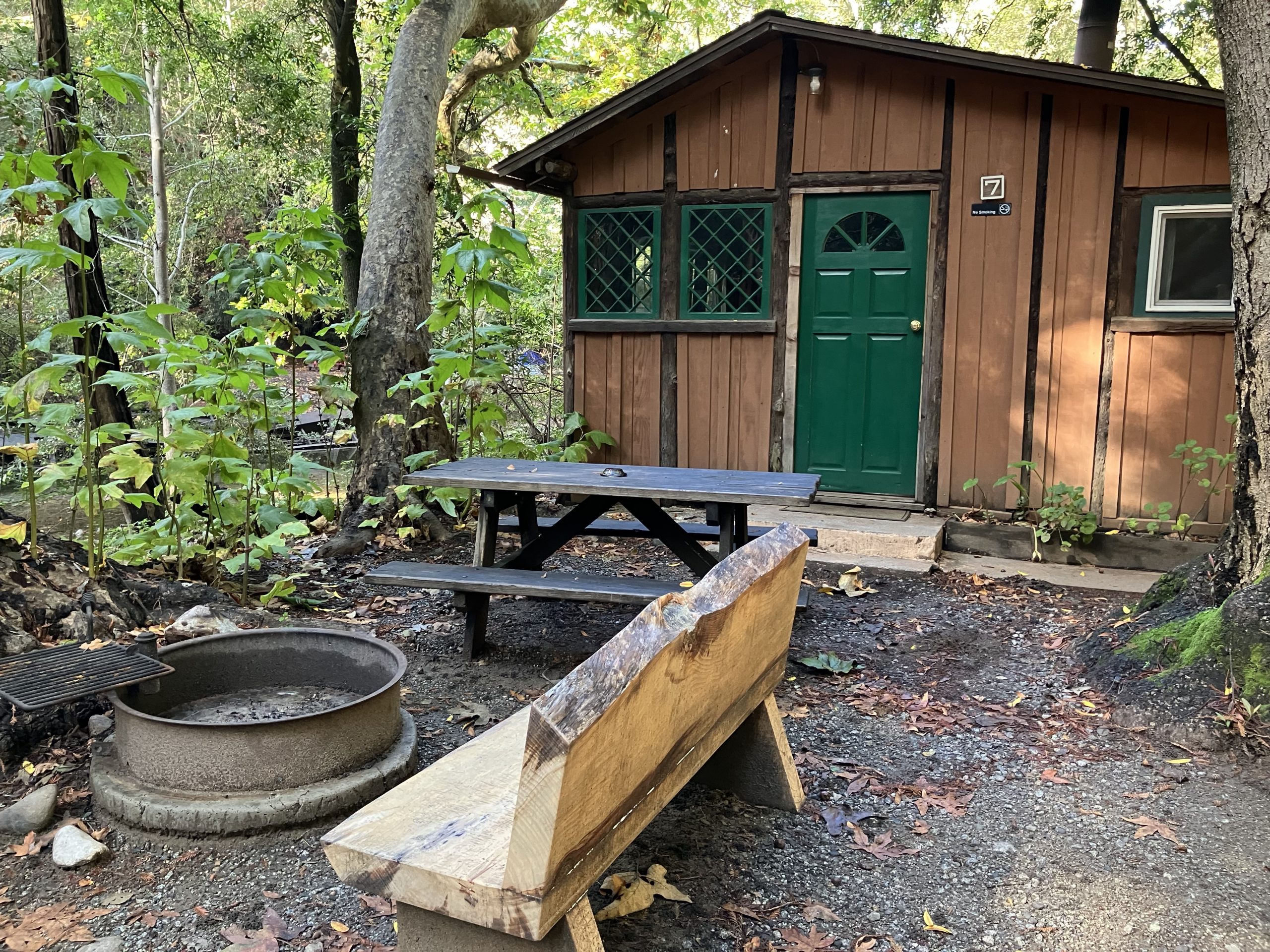 Ripplewood-Resort-Hotel-Big-Sur-Cabin-7-2